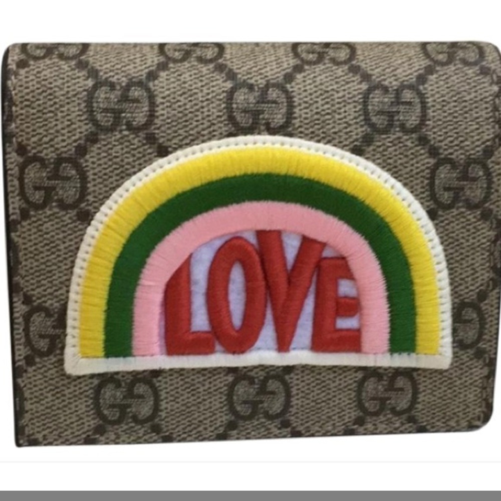 Limited Edition Gucci Love Wallet